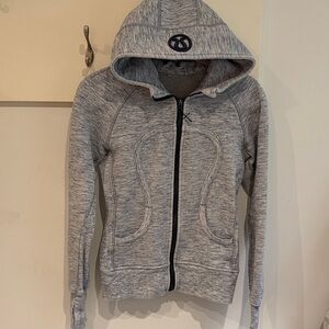 Lululemon Gray and Blue  Zip-Up Hoodie size 6